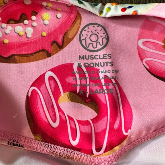 Muscles and donuts shorts - Picture 3 of 3
